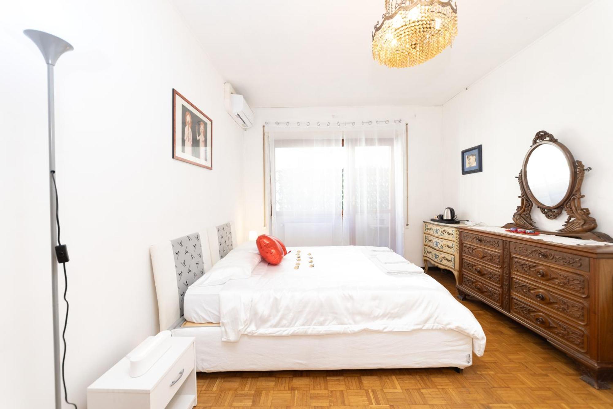 Rachele'S Charming House In The Heart Of Rome Apartment Bagian luar foto