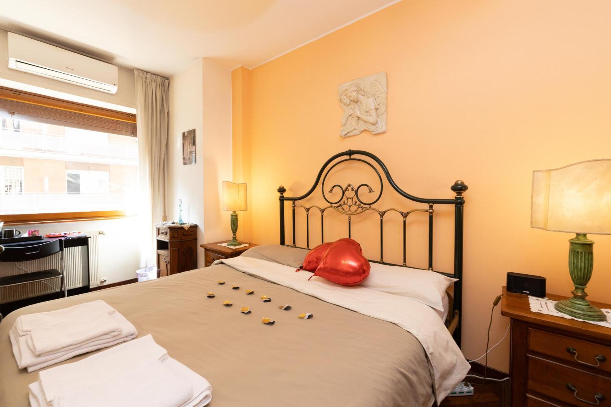 Rachele'S Charming House In The Heart Of Rome Apartment Bagian luar foto