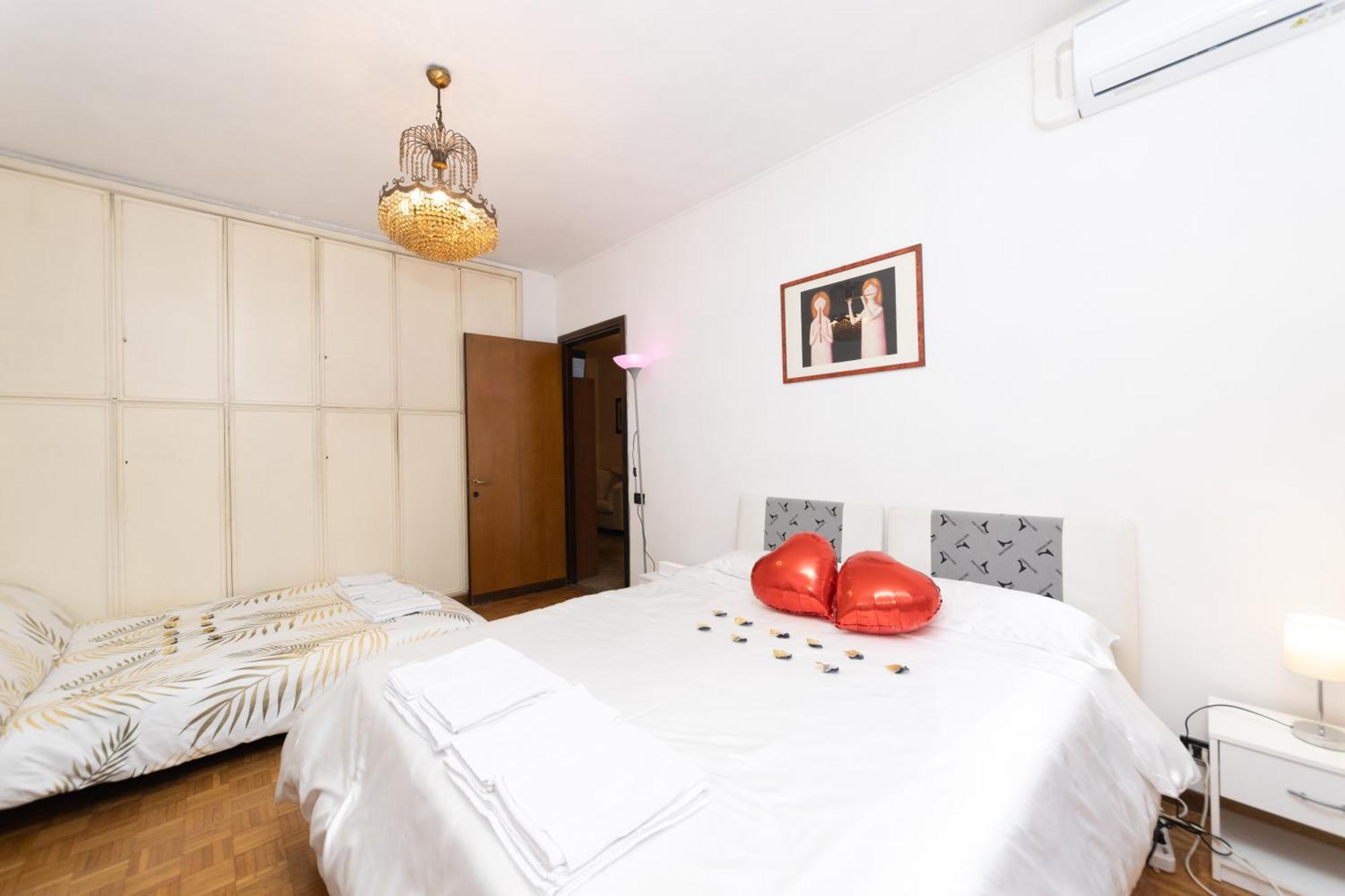 Rachele'S Charming House In The Heart Of Rome Apartment Bagian luar foto